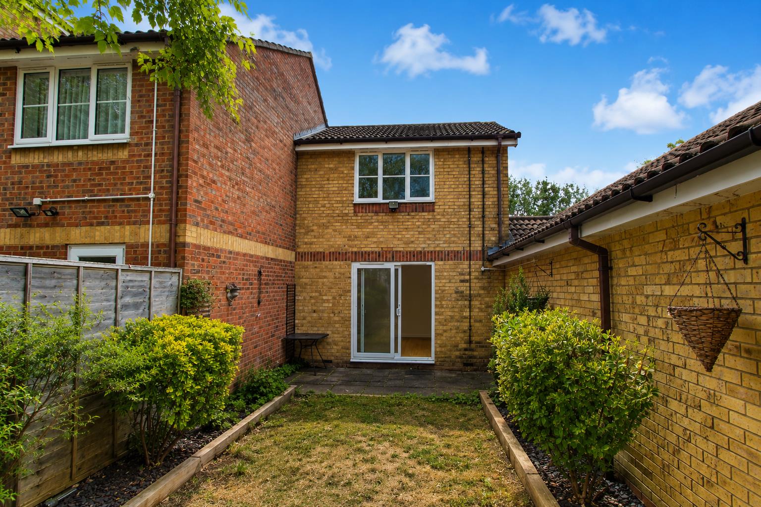 Donald Woods Gardens, Surbiton
